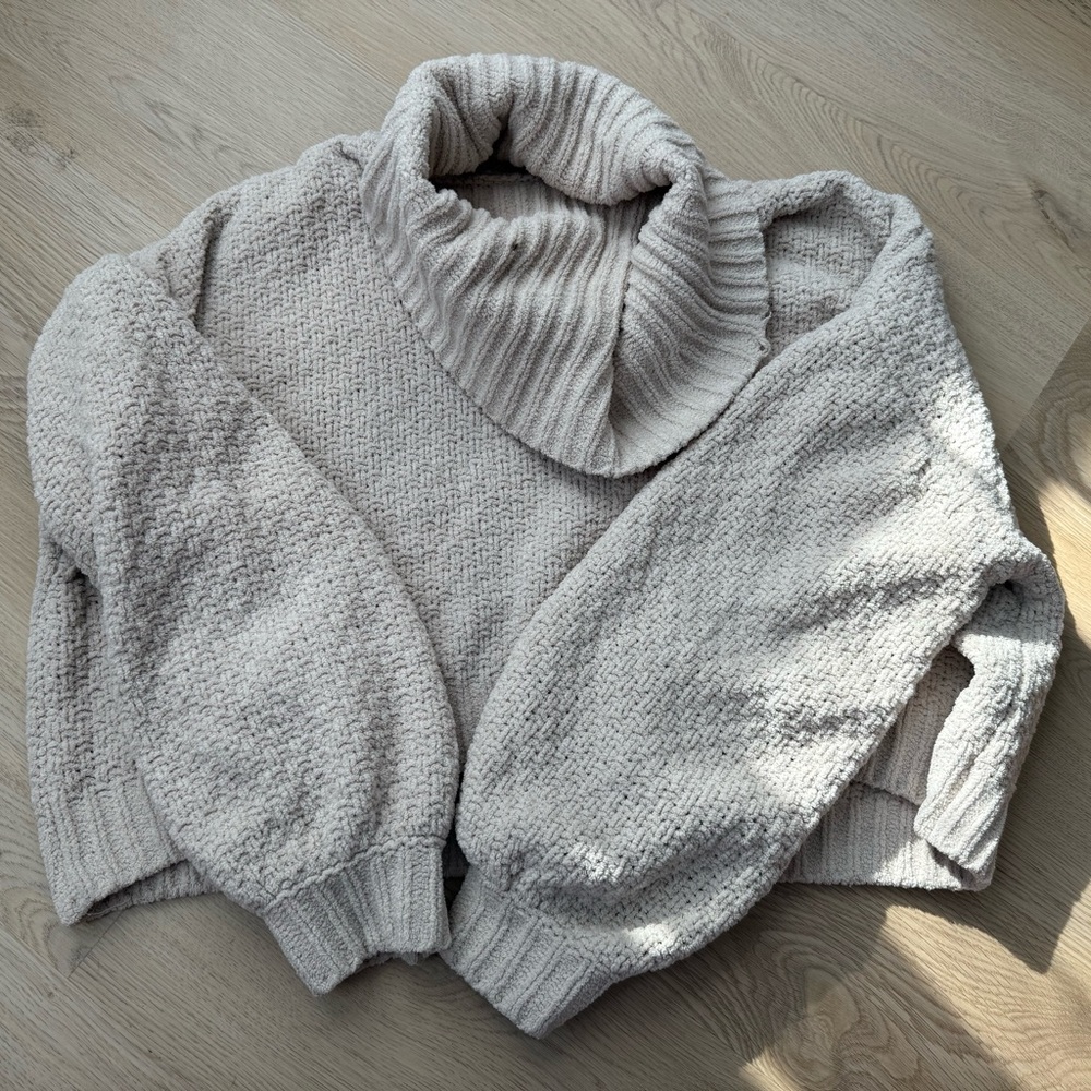 Sky and Sparrow Textured Cream Cowl Neck Sweater